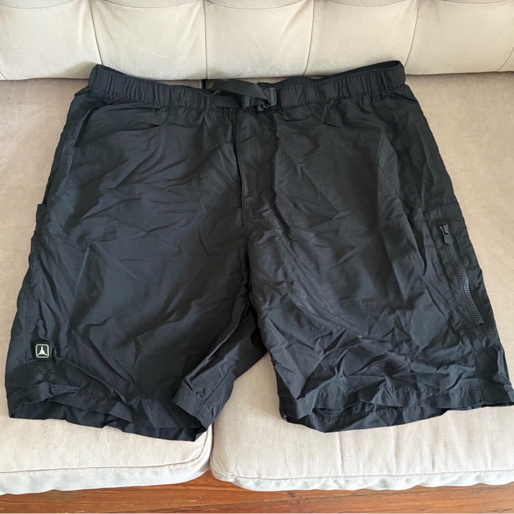 Triple Aught Design Men's Black Shorts Size 40